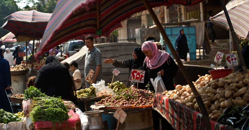 رويترز: توقعات بتباطؤ التضخم في مصر للشهر الخامس في يوليو