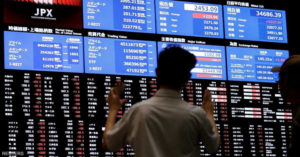بورصة طوكيو تغلق منخفضة مع تراجع الأسهم المرتبطة بالرقائق