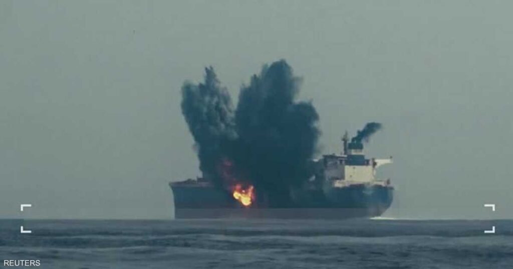 الحوثيون يستهدفون سفينة في بحر العرب بالمسيرات