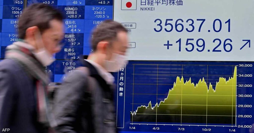 تراجع أسهم التكنولوجيا يهبط بمؤشر "نيكي" الياباني بنحو 1%