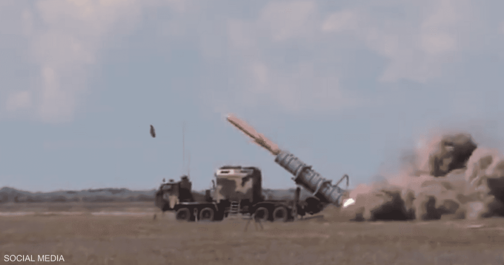 فيديو.. أوكرانيا تستعرض منظومة صواريخها "عالية الدقة"