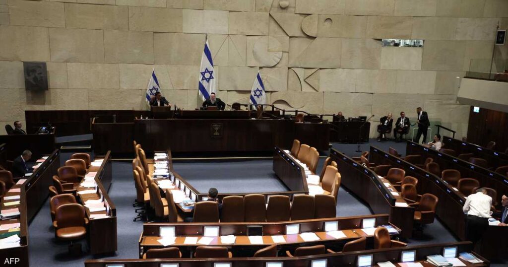 إسرائيل تدرس قانونا يعرقل أي انسحاب من الضفة الغربية