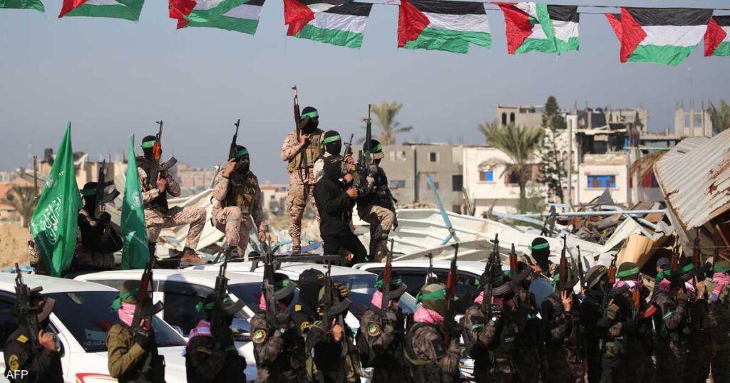 حماس ترفض نزع سلاحها أو إبعادها عن غزة