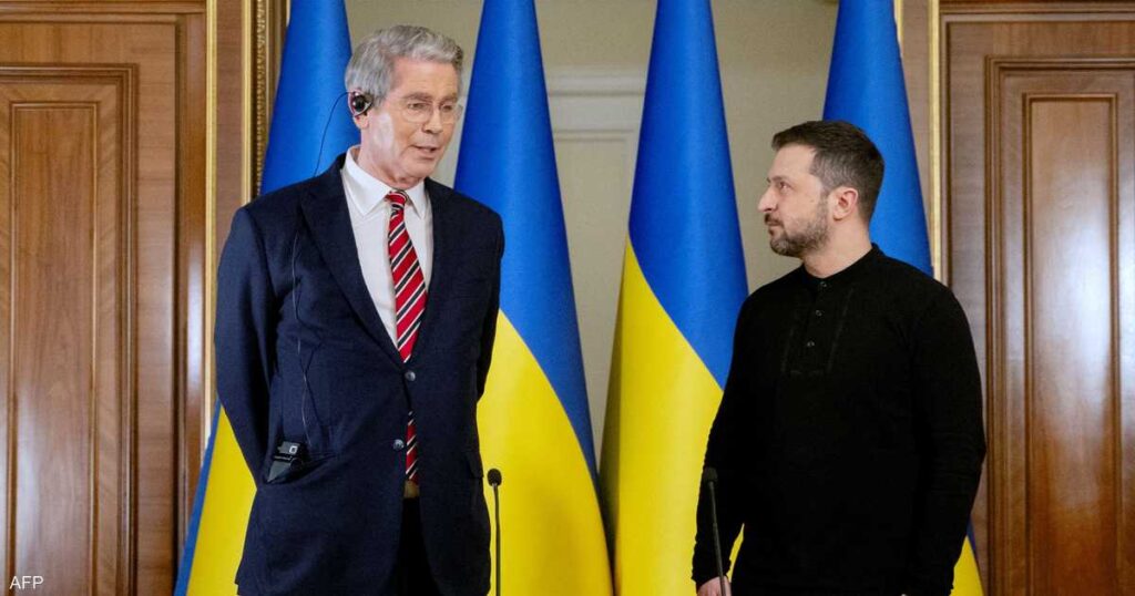 ما حدث خلف الأبواب.. هكذا جعل زيلينسكي رسول ترامب يرتجف خوفا