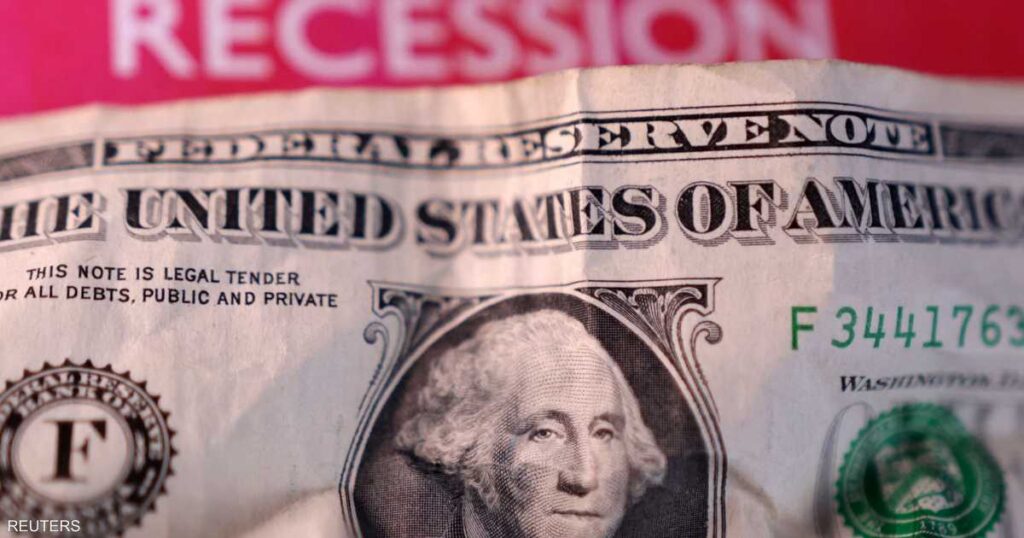 هل يستطيع الدولار المحافظة على هيمنته؟