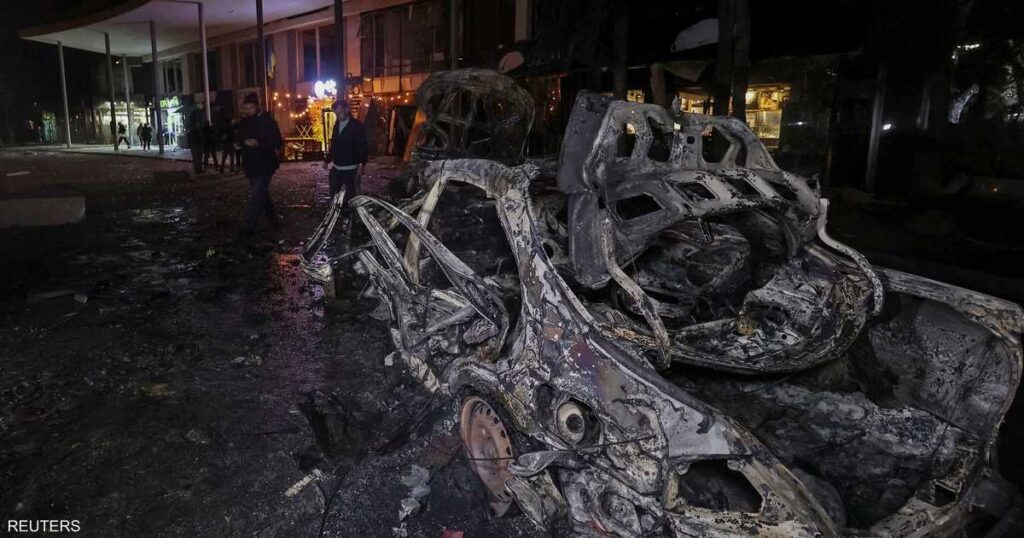 مقتل شخصين وإصابة العشرات في هجوم روسي على خاركيف