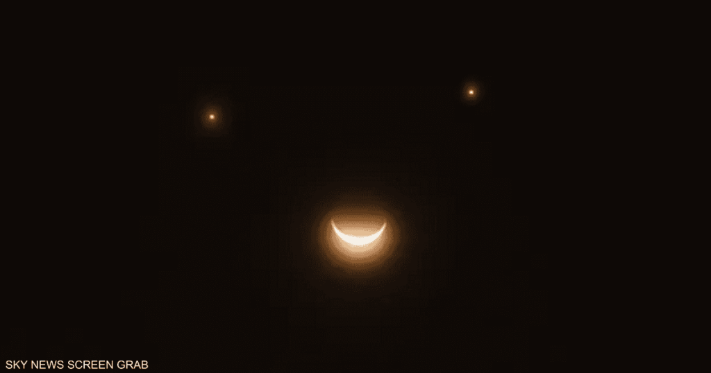 حدث فلكي لا يفوّت.. السماء ترسم وجها مبتسما في هذا الموعد