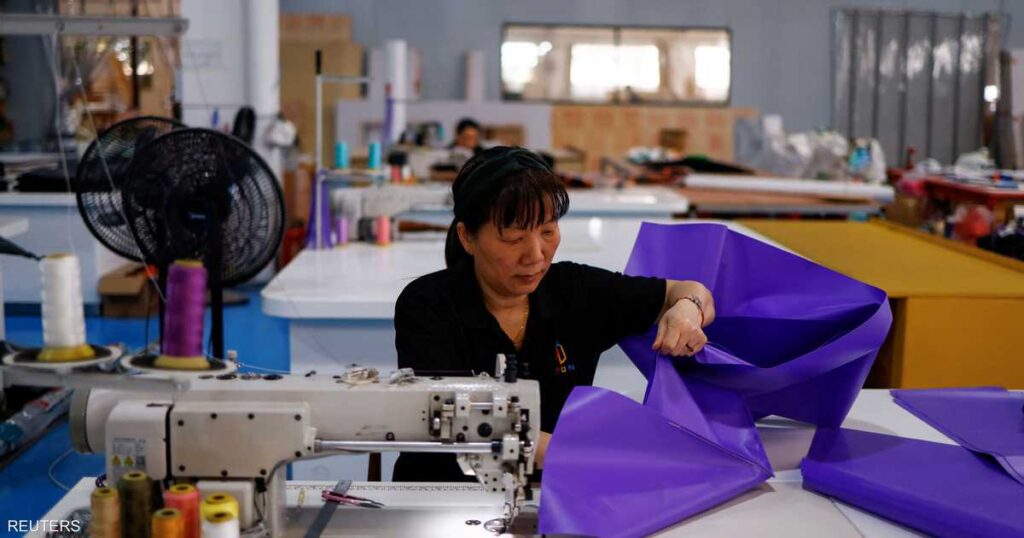 هل تنجو سوق الوظائف الصينية من رسوم الـ 145 بالمئة؟