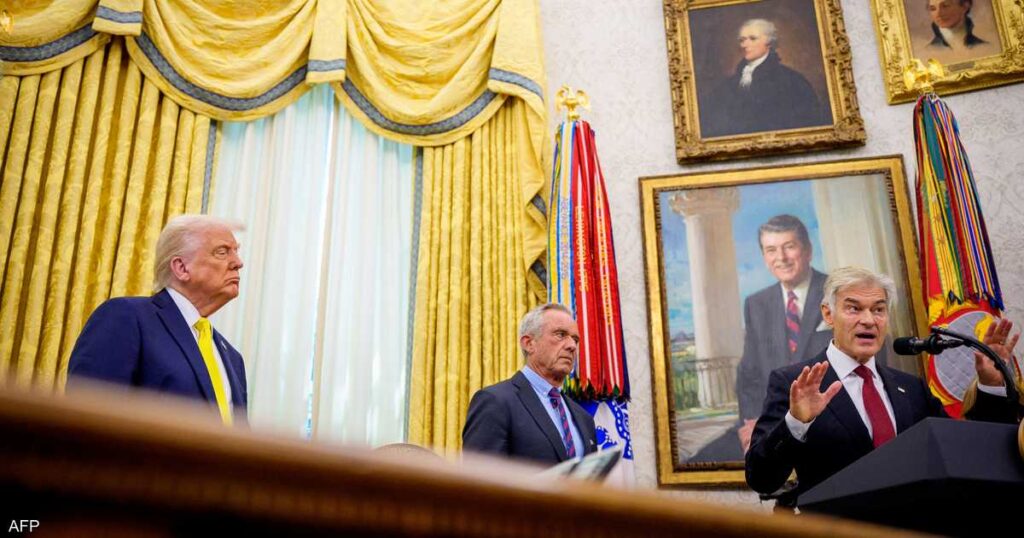 فيديو.. "حالة طبية" تجبر ترامب على إنهاء مؤتمره الصحفي