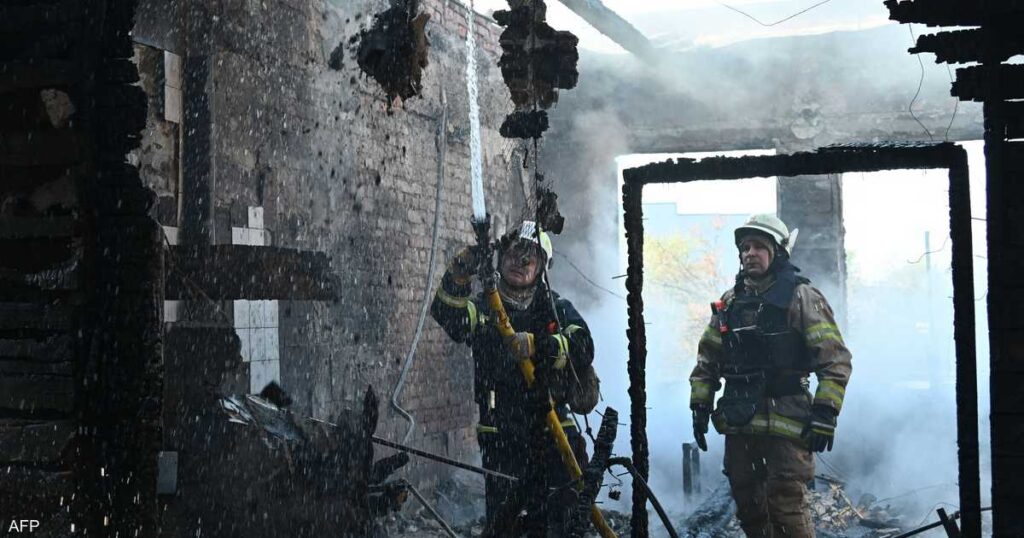 زيلينسكي: روسيا تواصل هجماتها رغم هدنة عيد الفصح