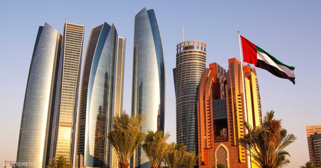 الإمارات تفعلها أولاً.. منظومة تشريعية مدعومة بـ AI