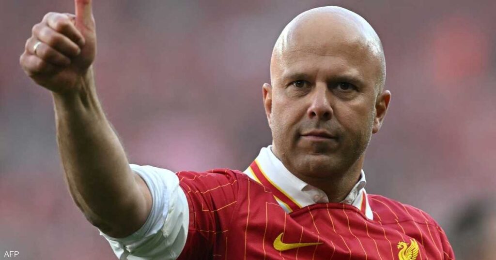 سلوت يعلق على الإنجاز التاريخي ويكشف ما دار في الحافلة