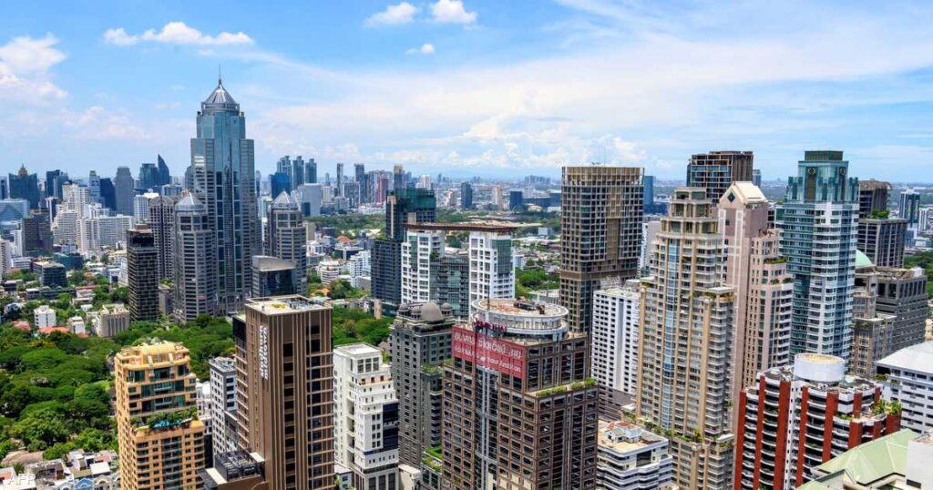 تايلاند تخفض توقعات نمو اقتصادها إلى 2.1% للعام الحالي