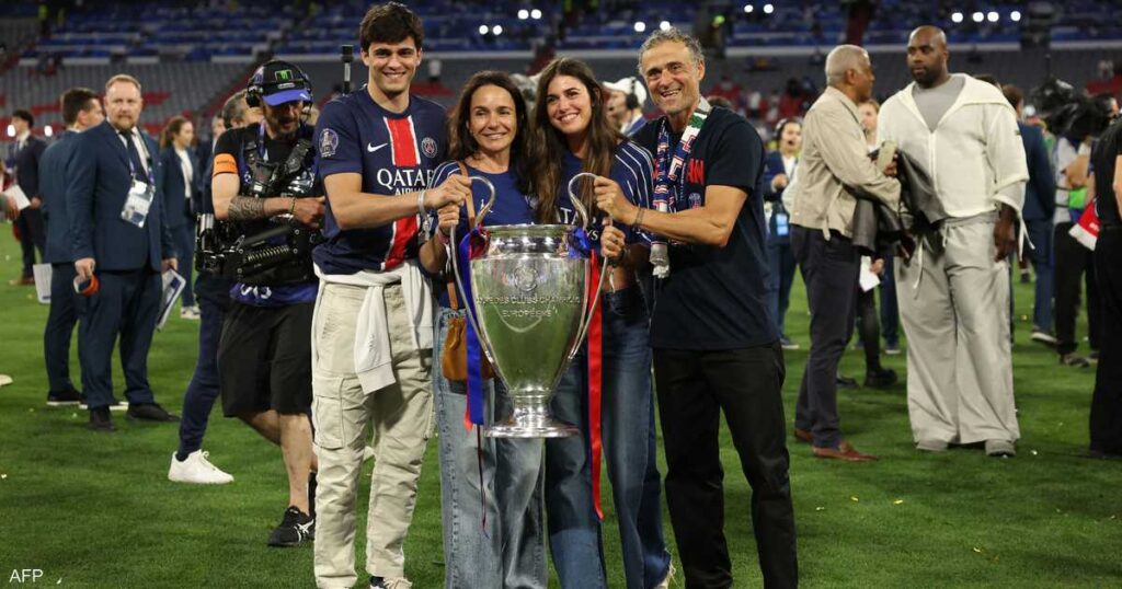 إنريكي يخلد ذكرى ابنته الراحلة.. ويتحدث عن صناعة التاريخ