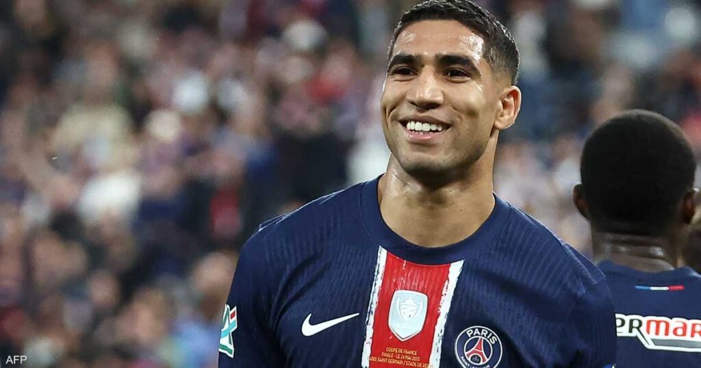 الركراكي يعلّق على إمكانية فوز حكيمي بالكرة الذهبية