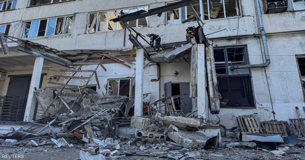 القوات الروسية تتقدم في سومي وتهاجم خاركيف بالمسيرات