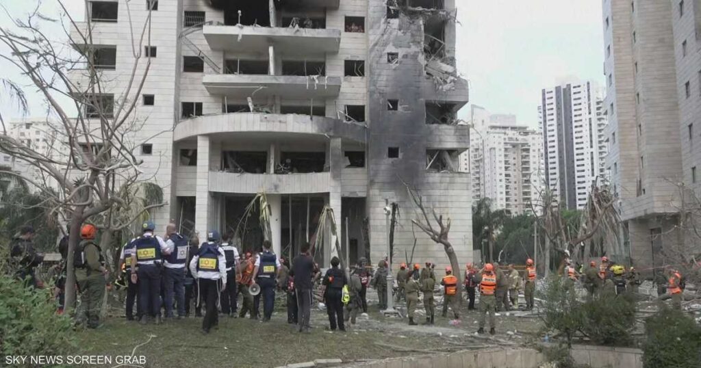 إسرائيل تقصف العمق الإيراني وتتوعد بتغيير المعادلة