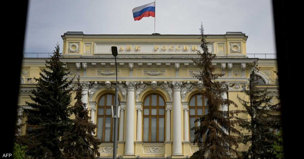 روسيا تتوقع أن يستمر البنك المركزي في تخفيف سياسته النقدية