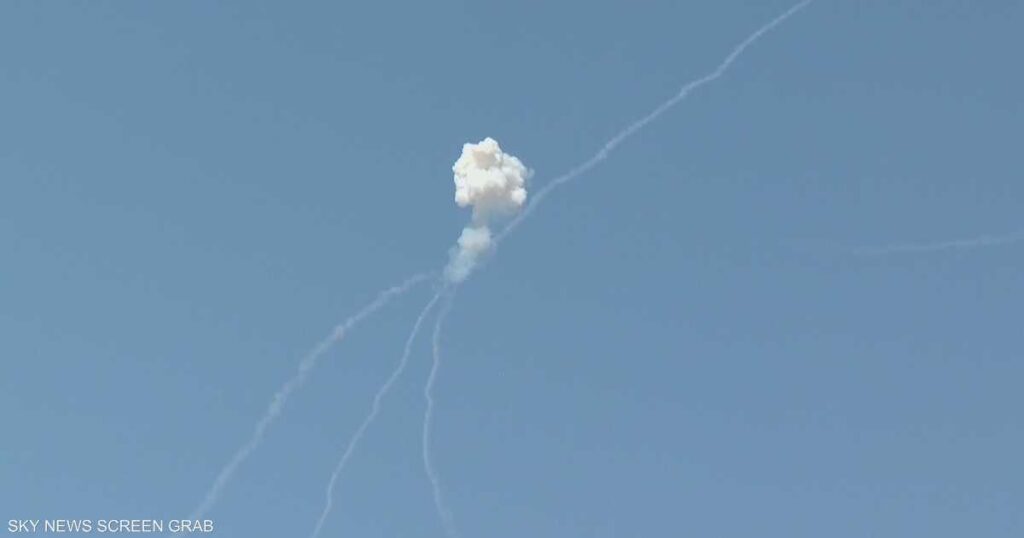 إطلاق صواريخ من إيران على إسرائيل.. وأنباء عن سقوط ضحايا