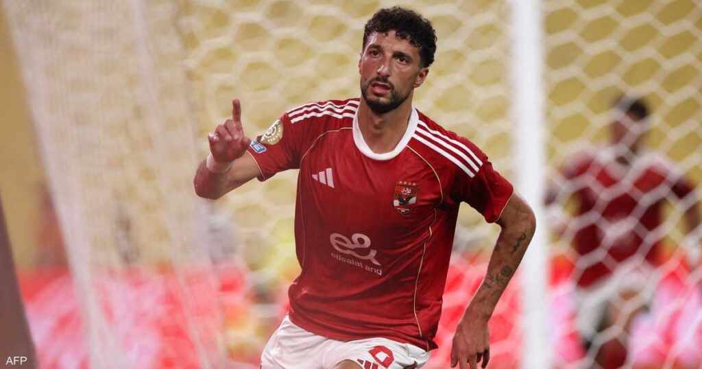 الأهلي ينهي الجدل ويوافق على رحيل مهاجمه للدوري الأميركي