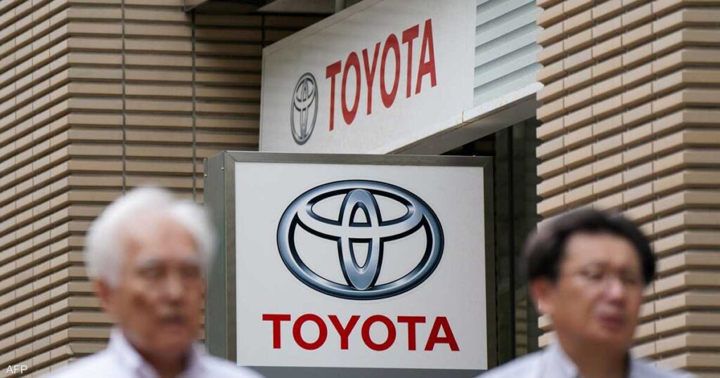 تويوتا تخفض توقعات الأرباح السنوية بسبب التعرفات الأميركية