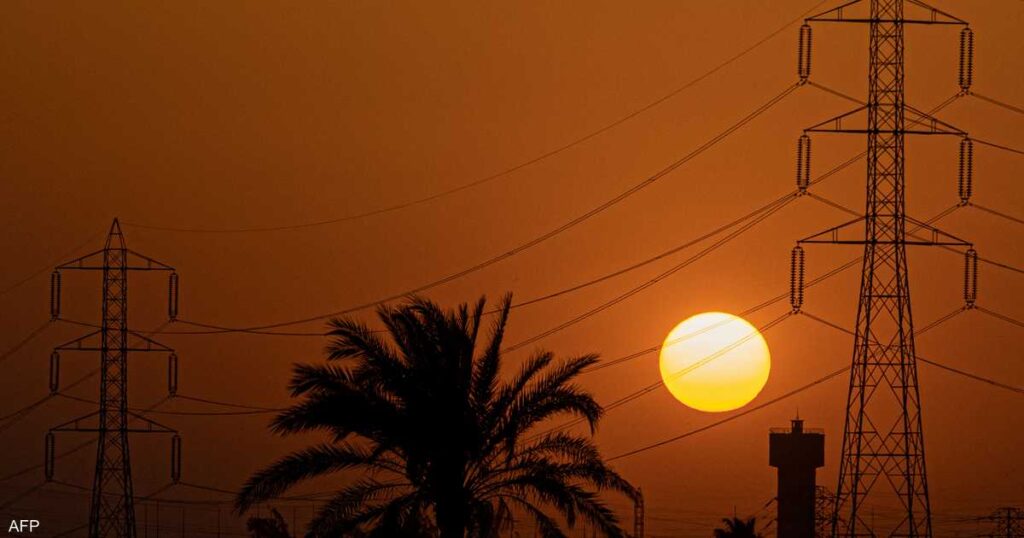 "رقم تاريخي" لاستهلاك الكهرباء في مصر.. ما السبب؟