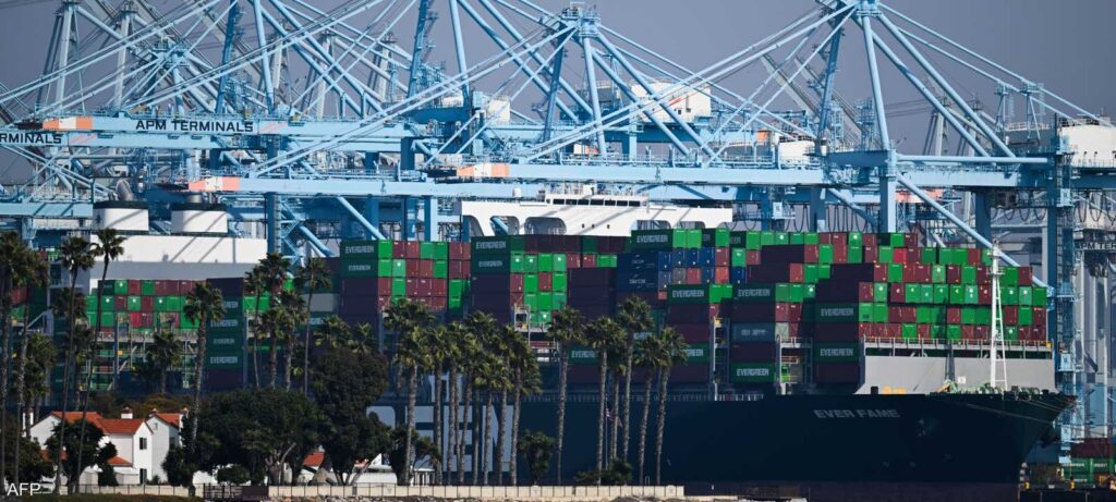 العجز التجاري الأميركي يتسع في يوليو بسبب ارتفاع الواردات
