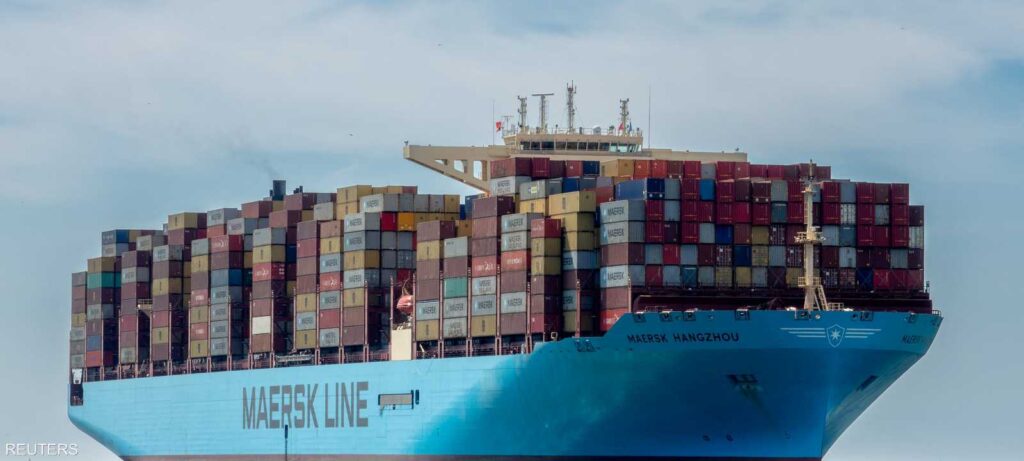 أسهم ميرسك تهبط وسط توقعات عودة طريق قناة السويس