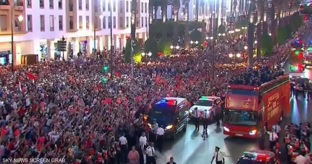 حافلة أبطال العالم تجوب الرباط… احتفال شعبي بـ"أشبال الأطلس"